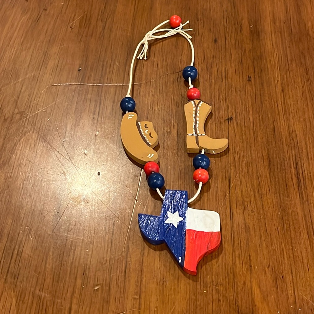 Texas State Boot Cowboy Hat Beads Wooden Necklace